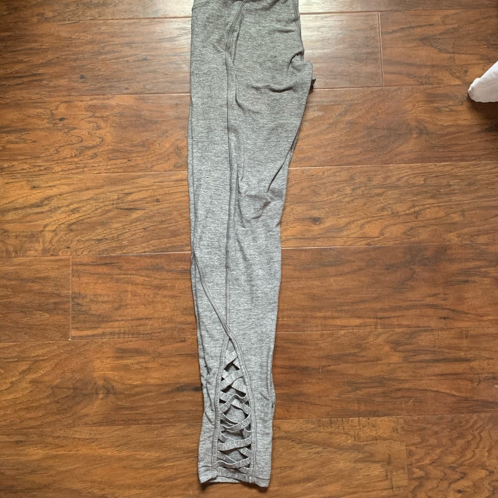 Lulu Lemon Gray & White Leggings- Size 4